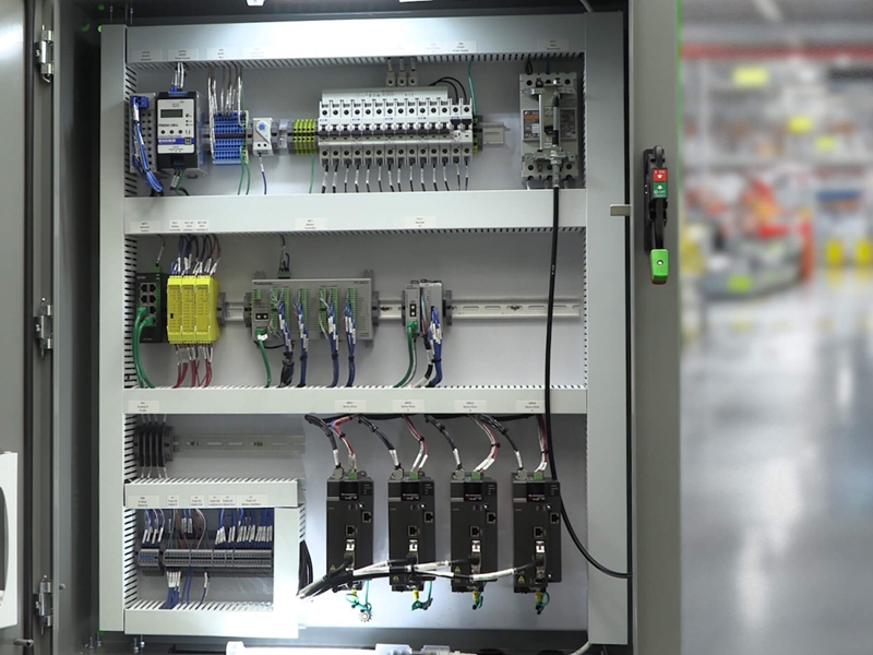 ألواح وحدات التحكم الطرفية البعيدة (RTU) لمطار أنطاليا