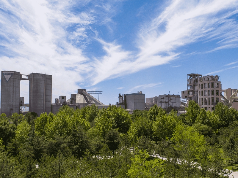 مشروع ديفينغن-3 / 4 لمصنع أسمنت قونية